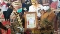 Ike Edwin berikan penghargaan kepada 17 tokoh Lampung