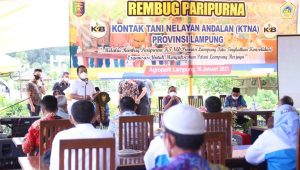 Gubernur Lampung Beri Semangat Petani dan Nelayan Sukseskan Kartu Petani Berjaya